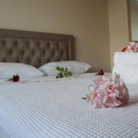 Cunda Efsane Hotel Ayvalik Bagian luar foto